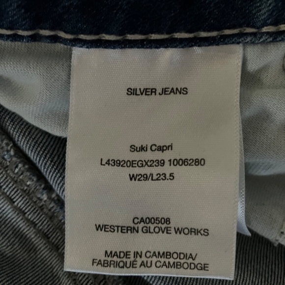 Silver Jeans Suki Capri - Picture 5 of 6